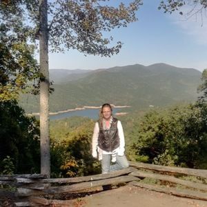 Meet your Posher, Dana